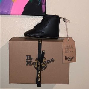 Baby dr martens